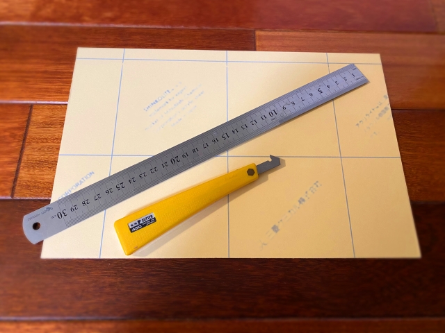 ダイソーアクリル板